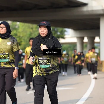 Runner Photo 6371033