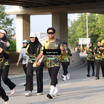 Runner Photo 6371039