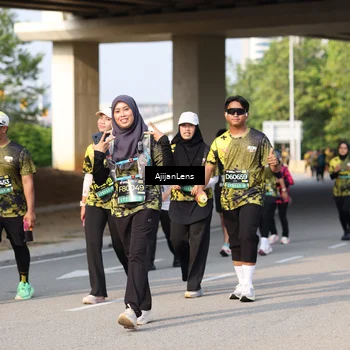 Runner Photo 6371048