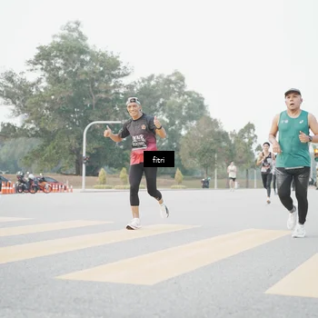 Runner Photo 6371052