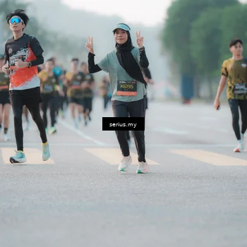 Runner Photo 6371059