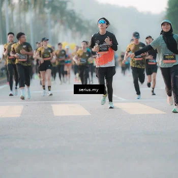Runner Photo 6371072