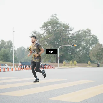 Runner Photo 6371079
