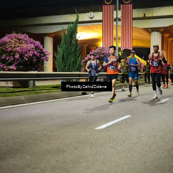 Runner Photo 6371087