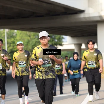 Runner Photo 6371095