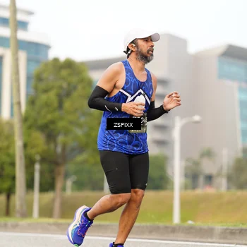 Runner Photo 6371101