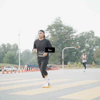Runner Photo 6371108