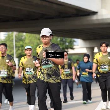 Runner Photo 6371121