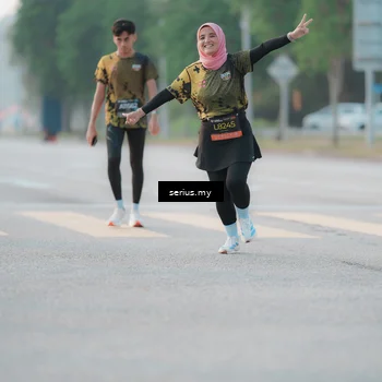 Runner Photo 6371125
