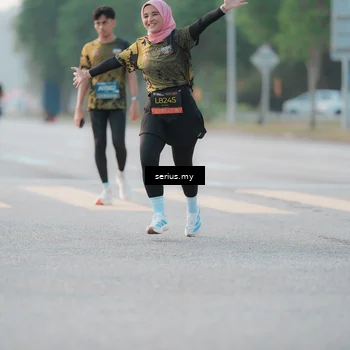 Runner Photo 6371147