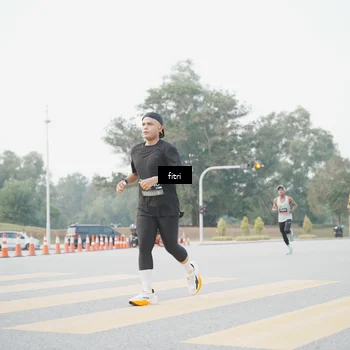 Runner Photo 6371150