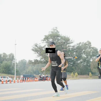 Runner Photo 6371160