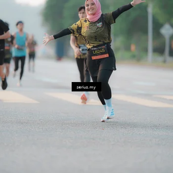 Runner Photo 6371163