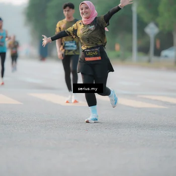 Runner Photo 6371167