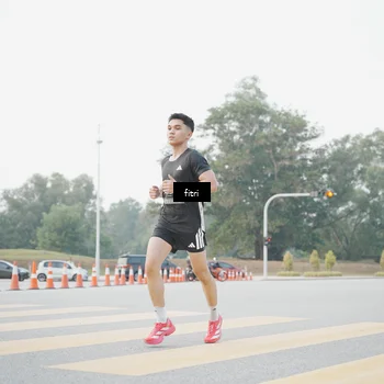 Runner Photo 6371181
