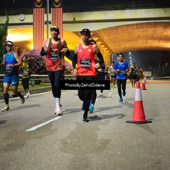 Runner Photo 6371201