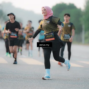 Runner Photo 6371210