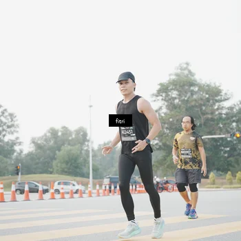 Runner Photo 6371214