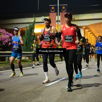 Runner Photo 6371244