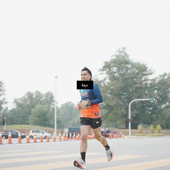 Runner Photo 6371252