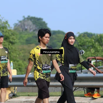 Runner Photo 6371265