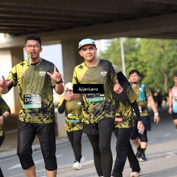 Runner Photo 6371267