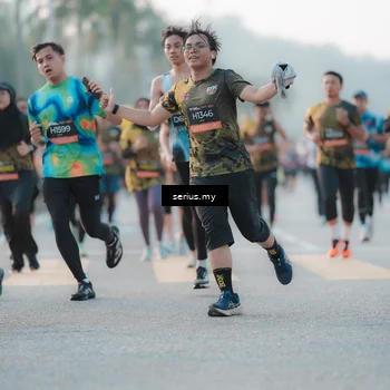 Runner Photo 6371275