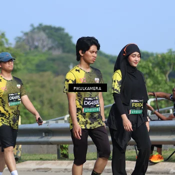 Runner Photo 6371296