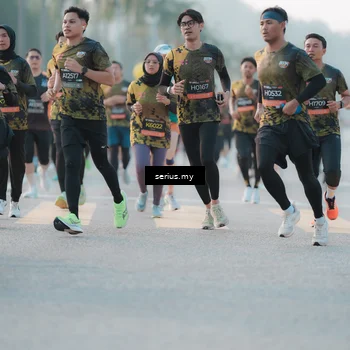 Runner Photo 6371300