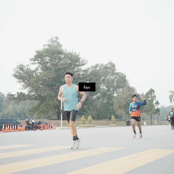 Runner Photo 6371326