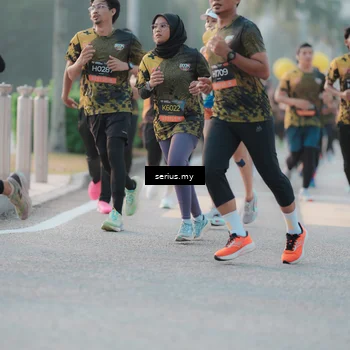 Runner Photo 6371353