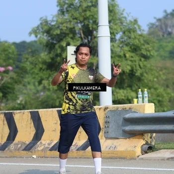 Runner Photo 6371358