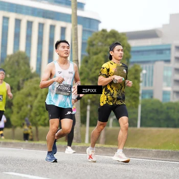 Runner Photo 6371389