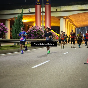 Runner Photo 6371395