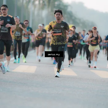 Runner Photo 6371422