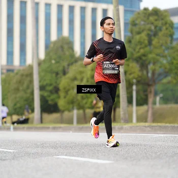 Runner Photo 6371452