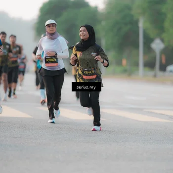 Runner Photo 6371470