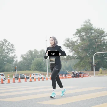 Runner Photo 6371475
