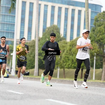 Runner Photo 6371483