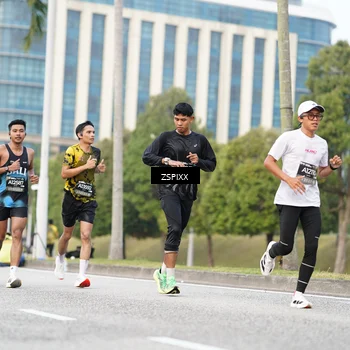 Runner Photo 6371485