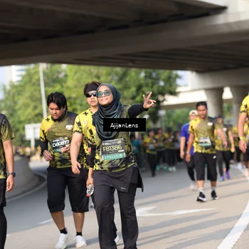 Runner Photo 6371495