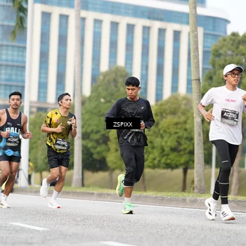 Runner Photo 6371508