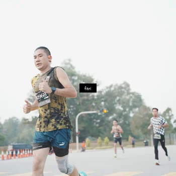 Runner Photo 6371524