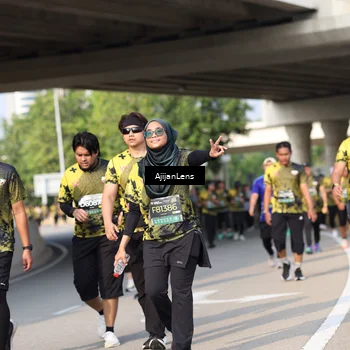 Runner Photo 6371525