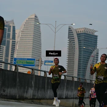 Runner Photo 6371527