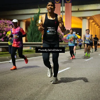 Runner Photo 6371528