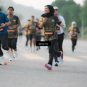 Runner Photo 6371541