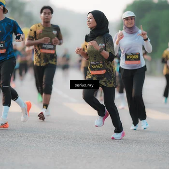 Runner Photo 6371542