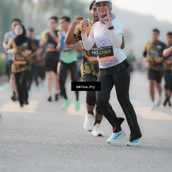 Runner Photo 6371571