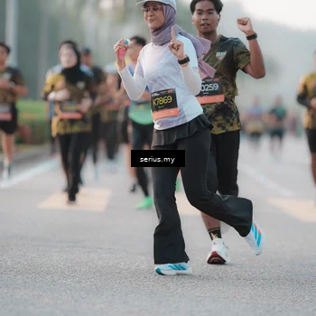 Runner Photo 6371584